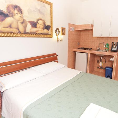 B&B Babri Simim Taj Rzym Zewnętrze zdjęcie