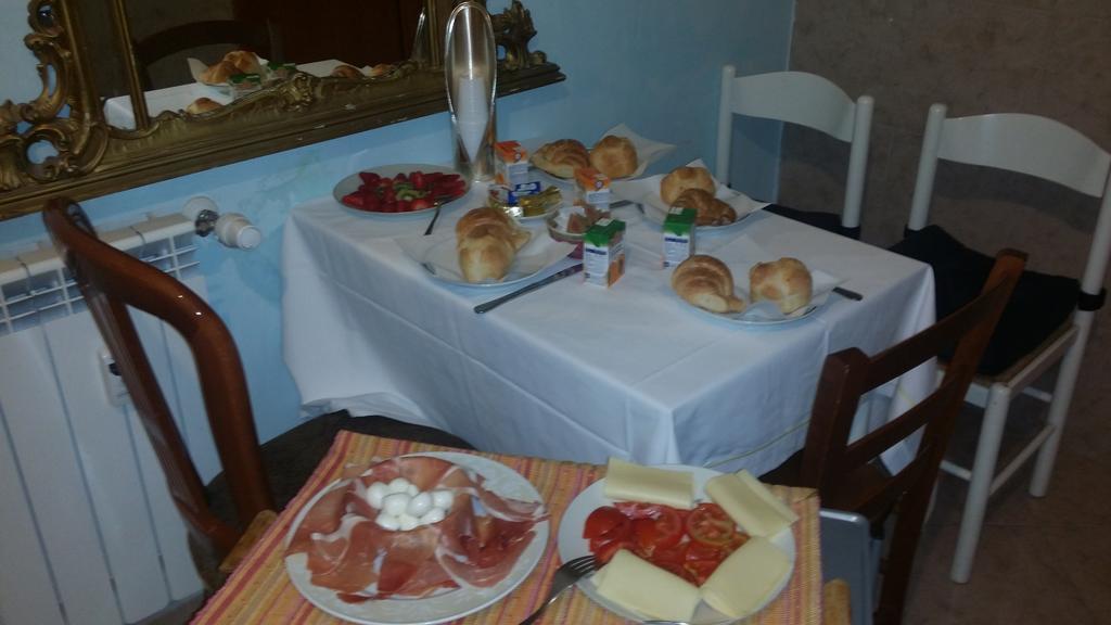 B&B Babri Simim Taj Rzym Zewnętrze zdjęcie