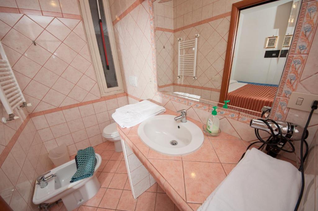 B&B Babri Simim Taj Rzym Zewnętrze zdjęcie